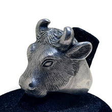 925Collection sterling silver Theo Fennell Alias bull head statement ring with detailed fur and horn texture