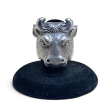 925Collection Theo Fennell Alias sterling silver bull head statement ring with detailed textured fur and horns