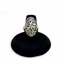 Floral Openwork Ring Size 8