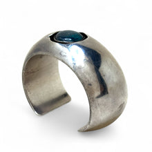 Navajo Kingman Turquoise Shadbowbox Cuff