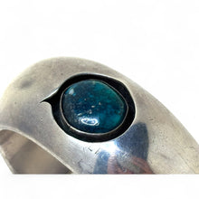 Navajo Kingman Turquoise Shadbowbox Cuff