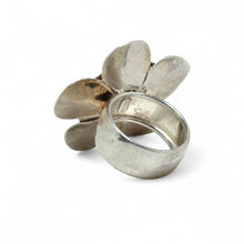 Flower Petal Sterling Ring size 5 3/4