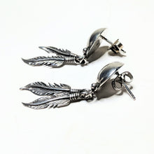 Vintage Native American Sterling Earring / Signed SARAH CHEE Navajo Prayer Feather / 1980s 80s Rock Jewelry / Vtg Biker 925 Jewelry
