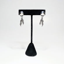 Vintage Native American Sterling Earring / Signed SARAH CHEE Navajo Prayer Feather / 1980s 80s Rock Jewelry / Vtg Biker 925 Jewelry