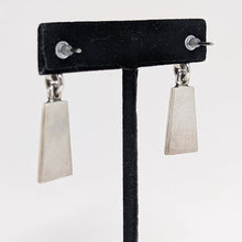 1990s Onyx Dangle Earring