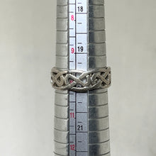 Sterling Ring Size 10 / Celtic KNOT Silver Ring / 925 Silver Mens Ring / KNOT Ring Silver Ring Size 10 / 1990s Silver PLAIT Ring