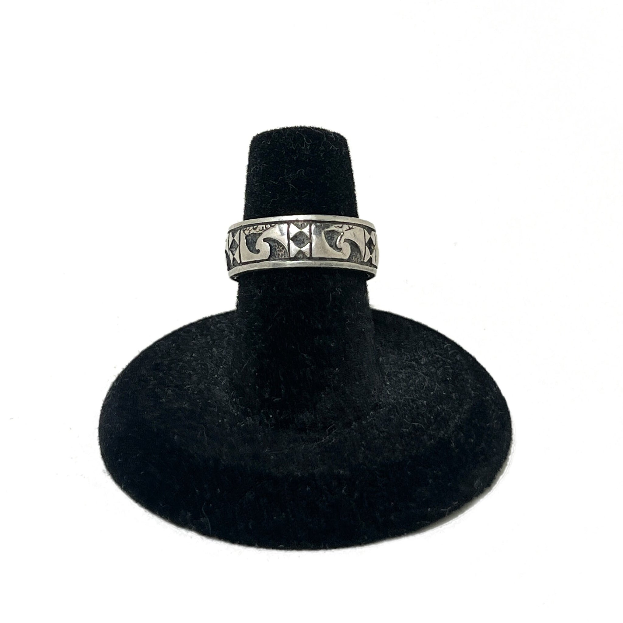Abstract 'Tribal' Ring Size 6