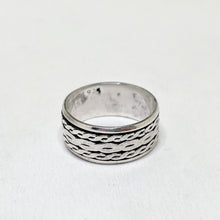 Twisted Spinner Ring 8 3/4