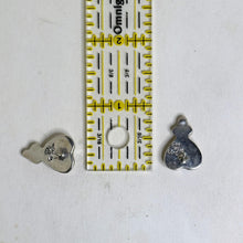 Silver HEART Earrings | TAXCO ONYX Heart Earrings | 80s Onyx Sterling Earrings | 80s Punk Goth | 1980s Silver Onyx Heart Earrings