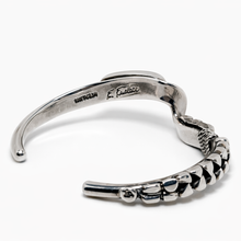 Brutalist Sterling Onyx Native Made Cuff Size 6 1/2